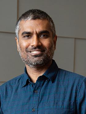 Santhosh Sivajothi Headshot 2023