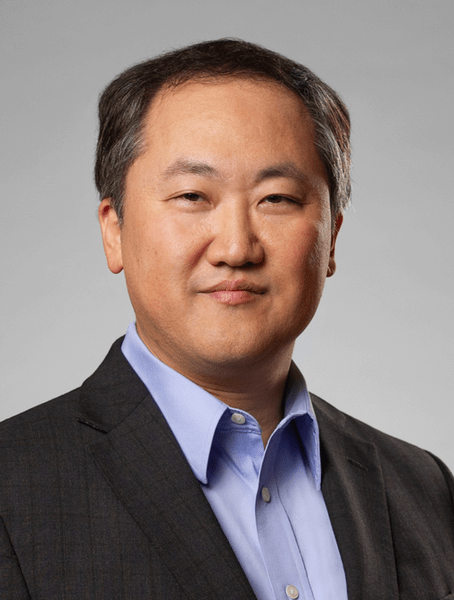 Charles Lee, Ph.D., D.Sc., FACMG, FRSC portrait