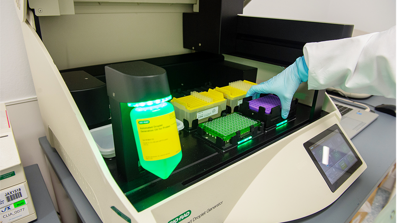 CE-ddPCR-system_resized